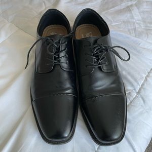Men’s dress shoes